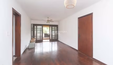 Apartamento com 3 quartos para alugar na Avenida Panamericana, 931, Jardim Lindóia, Porto Alegre, 176 m2 por R$ 2.600