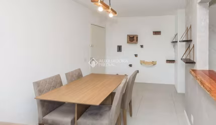 Apartamento com 2 quartos para alugar na Rua General Telino Chagastelles, 370, Parque Santa Fé, Porto Alegre, 61 m2 por R$ 1.390