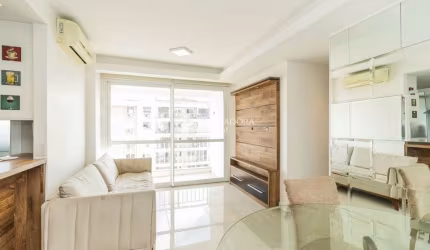 Apartamento com 2 quartos para alugar na Beco Andaraí, 675, Passo da Areia, Porto Alegre, 69 m2 por R$ 3.500