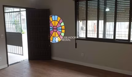 Casa em condomínio fechado com 3 quartos para alugar na Rua Rodrigues da Costa, 240, Sarandi, Porto Alegre, 202 m2 por R$ 5.500