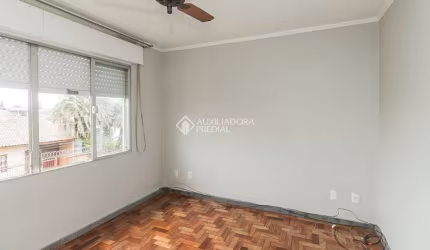 Apartamento com 2 quartos para alugar na Rua Vieira da Silva, 112, Sarandi, Porto Alegre, 65 m2 por R$ 1.500
