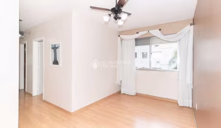 Apartamento com 3 quartos para alugar na Rua Doutor Campos Velho, 1724, Cristal, Porto Alegre, 70 m2 por R$ 2.200