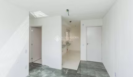Apartamento com 2 quartos para alugar na Rua Engenheiro Sadi Castro, 1040, Sarandi, Porto Alegre, 42 m2 por R$ 1.000