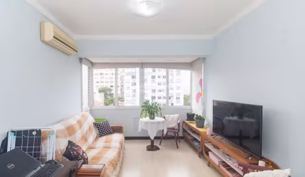 Apartamento com 1 quarto para alugar na Avenida Loureiro da Silva, 1710, Cidade Baixa, Porto Alegre, 50 m2 por R$ 2.200