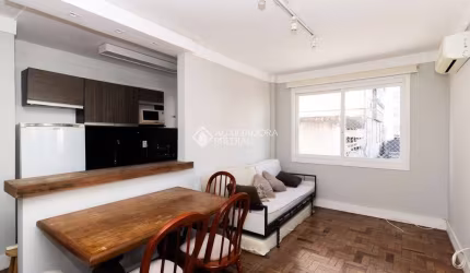Apartamento com 1 quarto para alugar na Avenida Independência, 482, Independência, Porto Alegre, 42 m2 por R$ 2.600