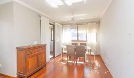 Apartamento com 2 quartos para alugar na Rua Guilherme Klippel, 234, Passo da Areia, Porto Alegre, 88 m2 por R$ 3.600