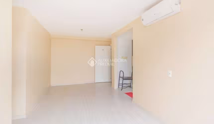Apartamento com 2 quartos para alugar na Rua Waldemar Pinheiro Cantergi, 80, Sarandi, Porto Alegre, 70 m2 por R$ 2.500