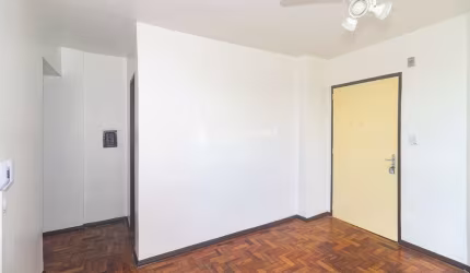 Apartamento com 2 quartos para alugar na Rua Coronel Massot, 520, Cristal, Porto Alegre, 56 m2 por R$ 1.500