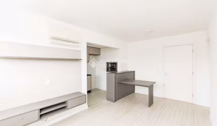 Apartamento com 2 quartos para alugar na Rua Martim Afonso, 155, Santo Antônio, Porto Alegre, 58 m2 por R$ 2.400