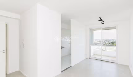 Apartamento com 3 quartos para alugar na Rua Airton Ferreira da Silva, 295, Humaitá, Porto Alegre, 66 m2 por R$ 2.100
