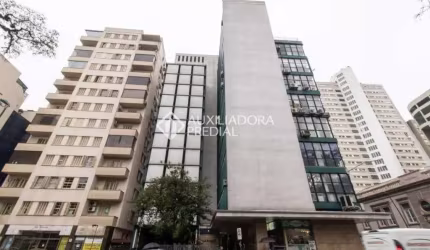 Sala comercial para alugar na Praça Dom Feliciano, 78, Centro Histórico, Porto Alegre, 49 m2 por R$ 1.600