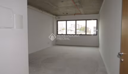 Sala comercial para alugar na Avenida Assis Brasil, 2827, Passo da Areia, Porto Alegre, 39 m2 por R$ 1.100