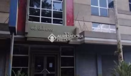 Sala comercial para alugar na Avenida Pará, 330, Navegantes, Porto Alegre, 40 m2 por R$ 1.200