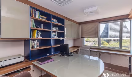 Sala comercial para alugar na Rua Washington Luiz, 1010, Centro Histórico, Porto Alegre, 38 m2 por R$ 2.500