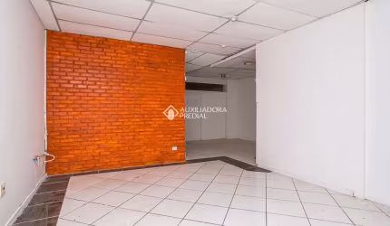 Ponto comercial para alugar na Rua General Andrade Neves, 155, Centro Histórico, Porto Alegre, 91 m2 por R$ 900