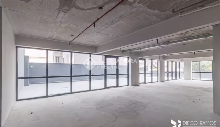 Sala comercial para alugar na Avenida Cristóvão Colombo, 1800, Floresta, Porto Alegre, 30 m2 por R$ 1.662