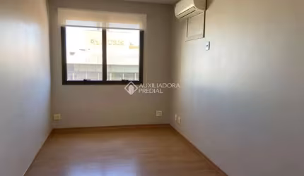 Sala comercial para alugar na Avenida Borges de Medeiros, 2105, Praia de Belas, Porto Alegre, 37 m2 por R$ 1.500