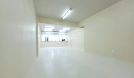 Sala comercial para alugar na Praça Osvaldo Cruz, 15, Centro Histórico, Porto Alegre, 50 m2 por R$ 1.300