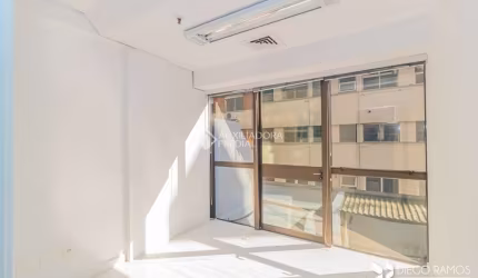Sala comercial para alugar na Avenida Carlos Gomes, 281, Auxiliadora, Porto Alegre, 58 m2 por R$ 1.385