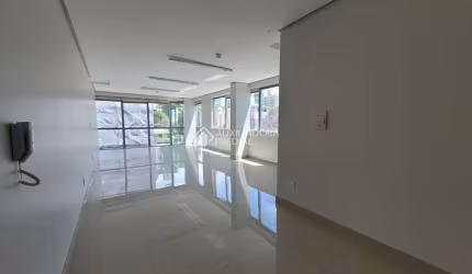 Sala comercial para alugar na Rua Eudoro Berlink, 354, Auxiliadora, Porto Alegre, 51 m2 por R$ 3.600