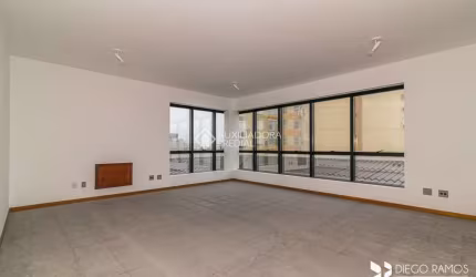 Sala comercial para alugar na Avenida Wenceslau Escobar, 1134, Cristal, Porto Alegre, 42 m2 por R$ 1.400