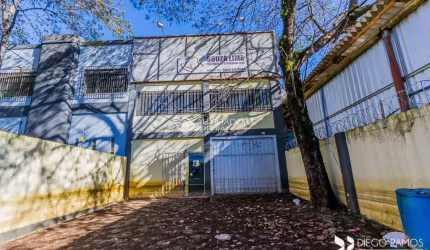 Barracão / Galpão / Depósito para alugar na Avenida Cairu, 865, Navegantes, Porto Alegre, 180 m2 por R$ 6.500