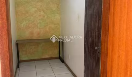 Sala comercial para alugar na Avenida Senador Salgado Filho, 28, Centro Histórico, Porto Alegre, 44 m2 por R$ 620