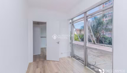 Sala comercial para alugar na Rua Quintino Bocaiúva, 655, Moinhos de Vento, Porto Alegre, 45 m2 por R$ 1.200