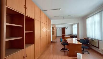 Sala comercial para alugar na Rua Doutor Flores, 105, Centro Histórico, Porto Alegre, 40 m2 por R$ 1.800