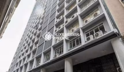 Sala comercial para alugar na Travessa Francisco de Leonardo Truda, 40, Centro Histórico, Porto Alegre, 150 m2 por R$ 2.500