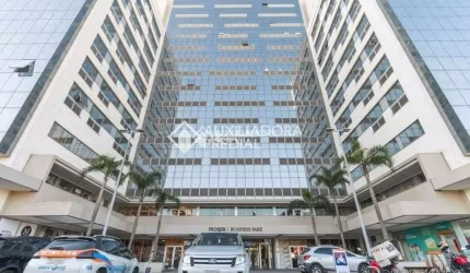 Sala comercial para alugar na Avenida Ipiranga, 7464, Jardim Botânico, Porto Alegre, 70 m2 por R$ 3.600