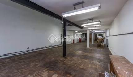 Prédio para alugar na Rua Vieira de Castro, 172, Farroupilha, Porto Alegre, 900 m2 por R$ 13.900