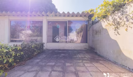 Casa comercial para alugar na Rua Iete, 464, Tristeza, Porto Alegre, 200 m2 por R$ 4.000