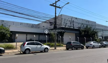 Prédio para alugar na Avenida Pernambuco, 1155, Navegantes, Porto Alegre, 1600 m2 por R$ 35.000