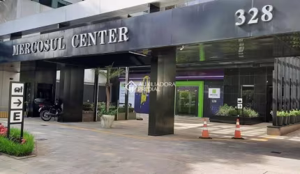 Sala comercial para alugar na Avenida Carlos Gomes, 328, Auxiliadora, Porto Alegre, 33 m2 por R$ 1.968