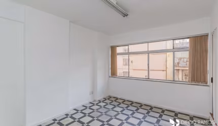 Sala comercial para alugar na Rua dos Andradas, 1560, Centro Histórico, Porto Alegre, 28 m2 por R$ 650