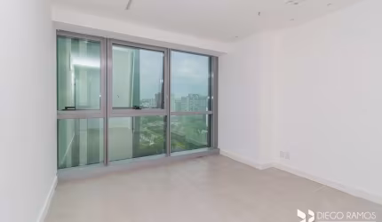 Sala comercial para alugar na Avenida Ipiranga, 40, Praia de Belas, Porto Alegre, 41 m2 por R$ 1.880