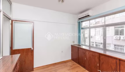 Sala comercial para alugar na Rua General Andrade Neves, 100, Centro Histórico, Porto Alegre, 34 m2 por R$ 1.000