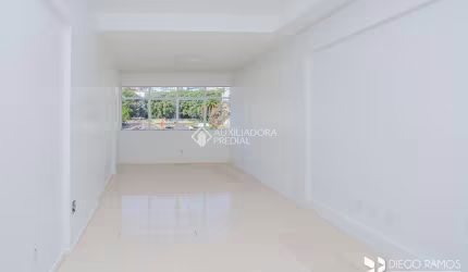Sala comercial para alugar na Avenida Cristóvão Colombo, 398, Floresta, Porto Alegre, 40 m2 por R$ 750