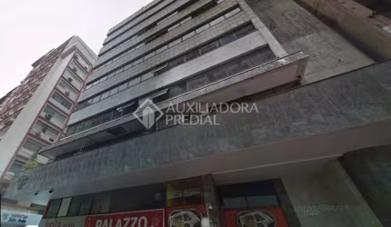 Sala comercial para alugar na Rua Doutor Flores, 263, Centro Histórico, Porto Alegre, 78 m2 por R$ 2.319