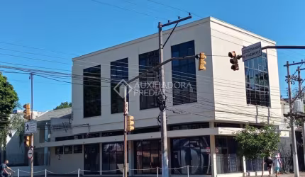 Ponto comercial para alugar na Avenida Cairu, 581, Navegantes, Porto Alegre, 606 m2 por R$ 15.000