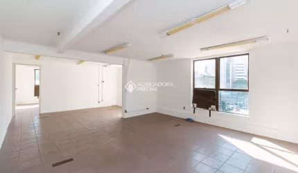 Sala comercial para alugar na Rua General Bento Martins, 24, Centro Histórico, Porto Alegre, 120 m2 por R$ 2.300