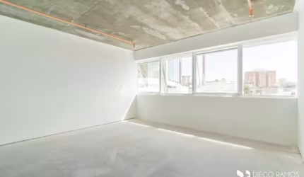Sala comercial para alugar na Rua Ramiro Barcelos, 630, Floresta, Porto Alegre, 39 m2 por R$ 1.500