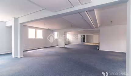 Apartamento para alugar na Rua General Bento Martins, 24, Centro Histórico, Porto Alegre, 538 m2 por R$ 8.900