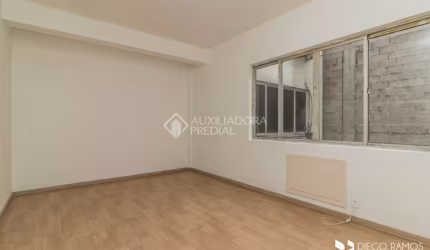Sala comercial para alugar na Rua Jari, 83, Passo da Areia, Porto Alegre, 22 m2 por R$ 748