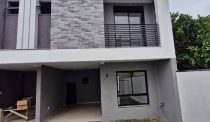Casa em condomínio fechado com 3 quartos à venda na Rua Simão Brante, 554, Uberaba, Curitiba por R$ 699.000