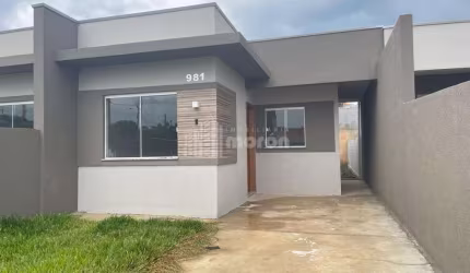 CASA Á VENDA EM OLARIAS