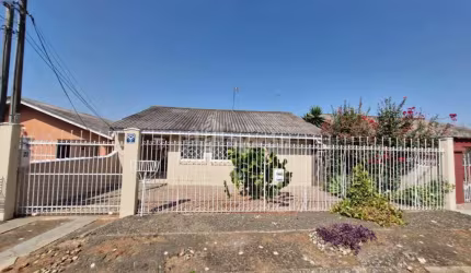 CASA Á VENDA EM UVARANAS