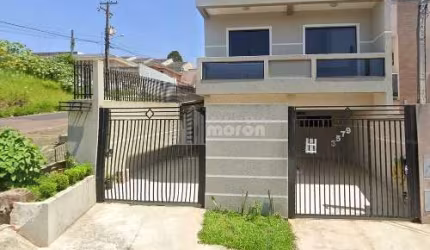 SOBRADO Á VENDA NO ÓRFÃS