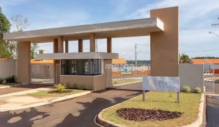 CASA À VENDA NO CONDOMÍNIO PORTO SABIÁ